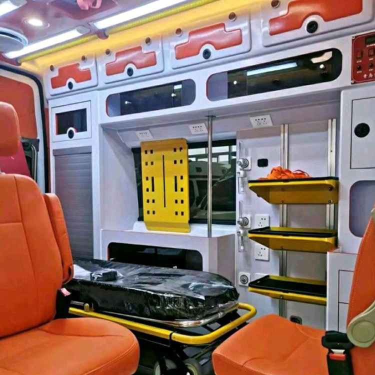 云霄长途救护车护送病人租赁价格